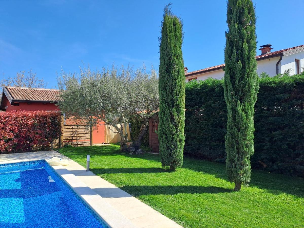 Villa Agava Umag Exterior foto