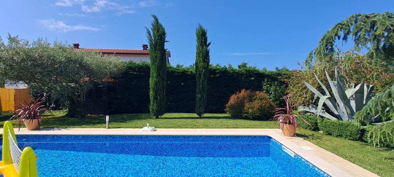 Villa Agava Umag Exterior foto